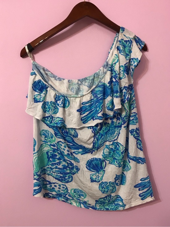 Lilly Pulitzer Tops - Lilly Pulitzer Neveah barefoot princess seashells ruffle one shoulder top XL